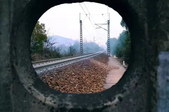 Have you mastered the role of the photo foreground?